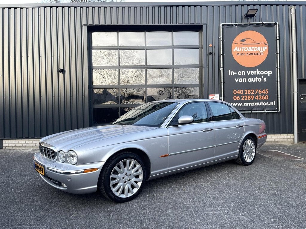 Jaguar XJ 3.5 V8 Executive AIRCO|LEER|ORIGINEEL NL|CRUISE CO, Auto's, Jaguar, Automaat, Achterwielaandrijving, Gebruikt, 8 cilinders