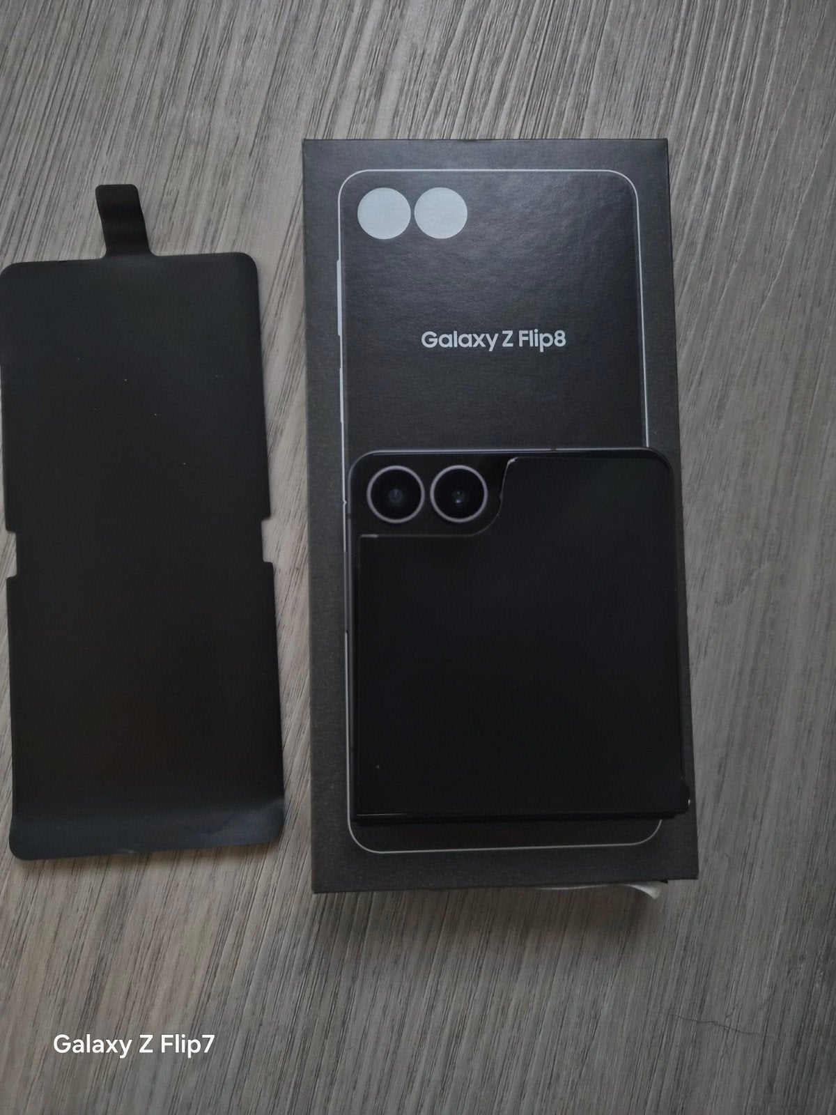 Foto 4 van nieuwe samsung galaxy Z flip 8