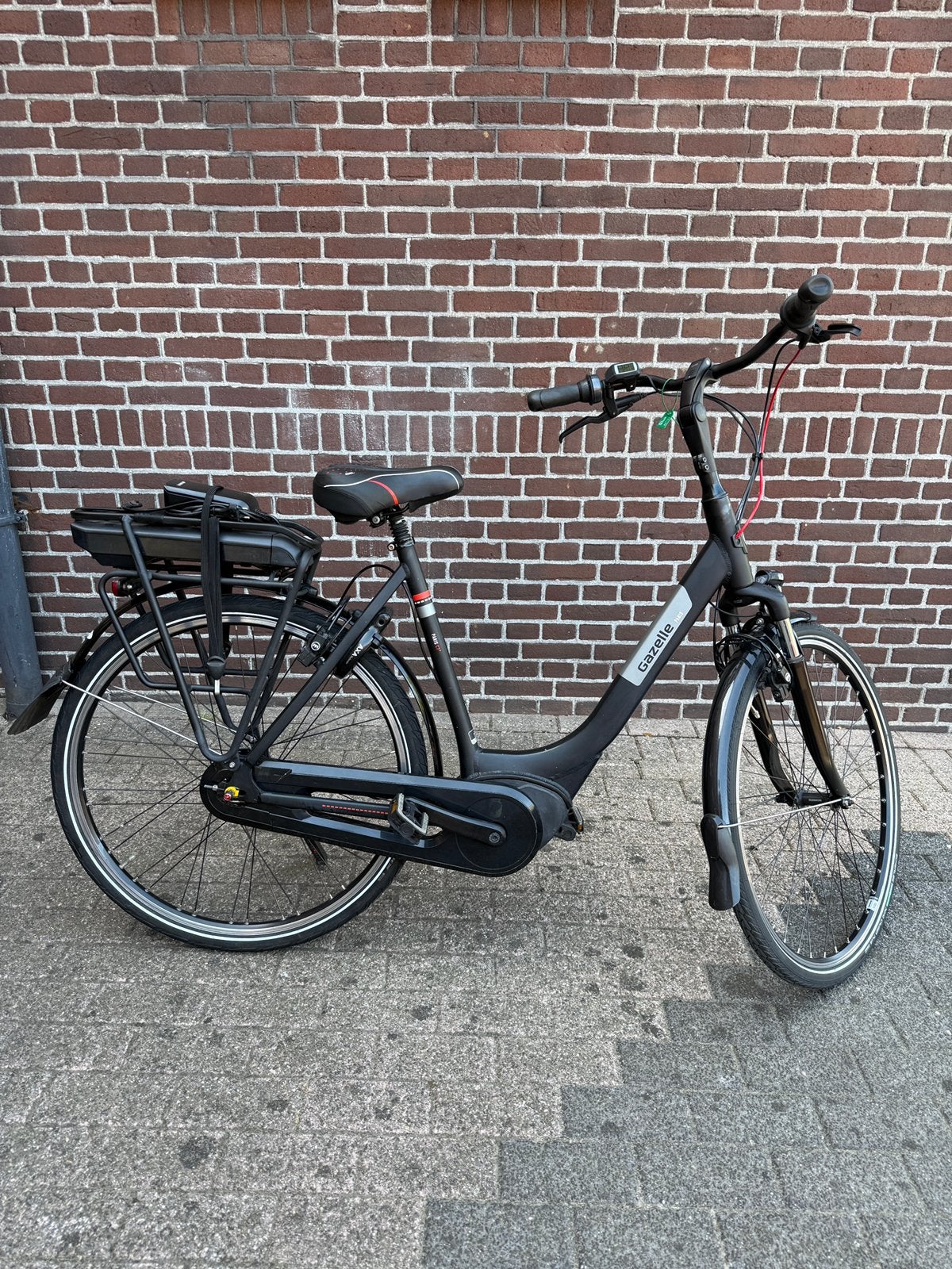 Gazelle Paris E-bike 400Wh | 57 cm | Bosch | Nette staat, Ophalen of Verzenden, Zo goed als nieuw, 50 km per accu of meer, 55 tot 59 cm