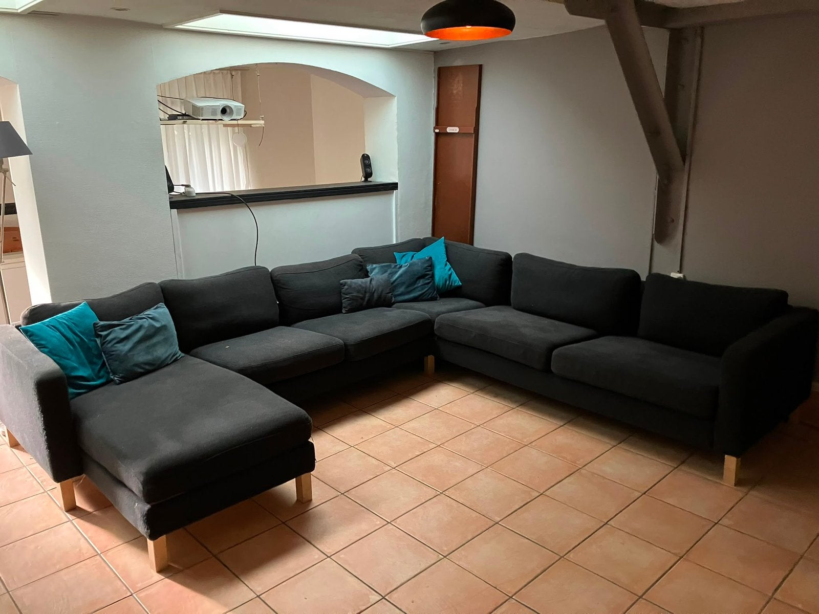 Grote donkergrijze hoekbank met chaise longue, Ophalen, Gebruikt, Hoekbank, 300 cm of meer
