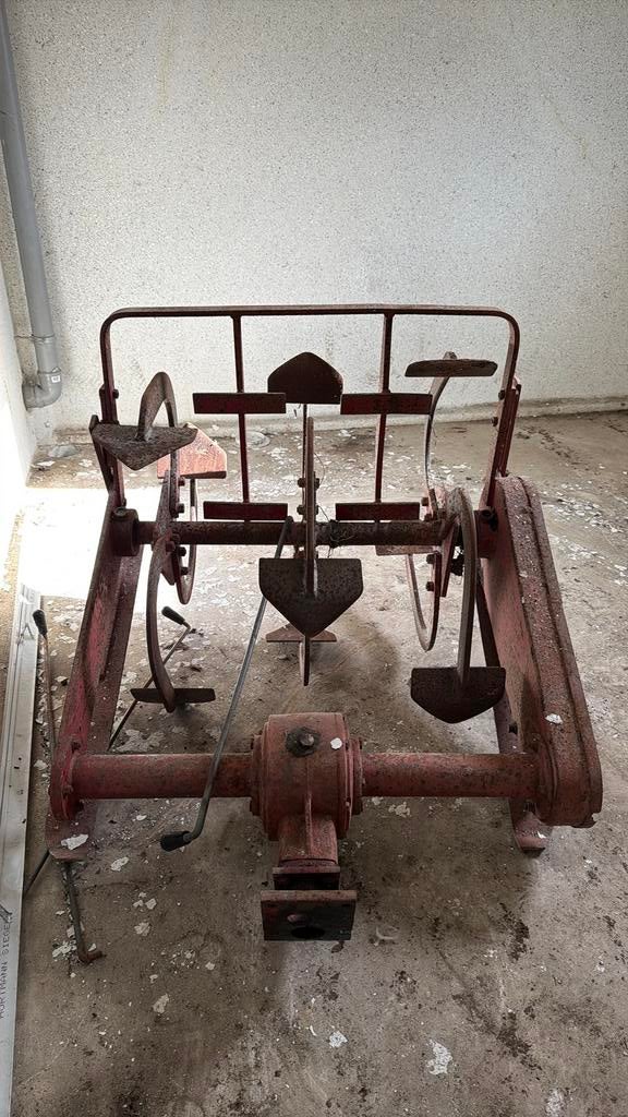 Spitmachine, Zakelijke goederen, Ophalen, Grondbewerking