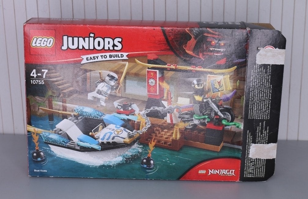 Foto 18 van Lego Juniors ninjago zane's ninjabootachtervolging 10755