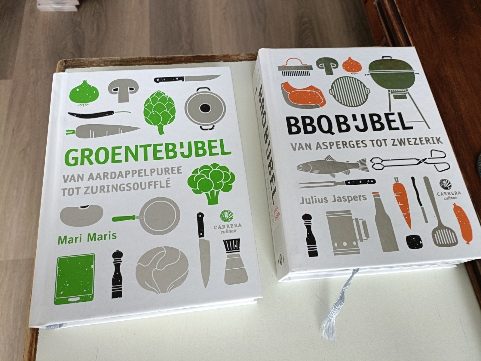 Groentebijbel & BBQbijbel kookboeken - Nieuwstaat, Gezond koken, Mari Maris, Julius Jaspers, Ophalen of Verzenden, Overige gebieden