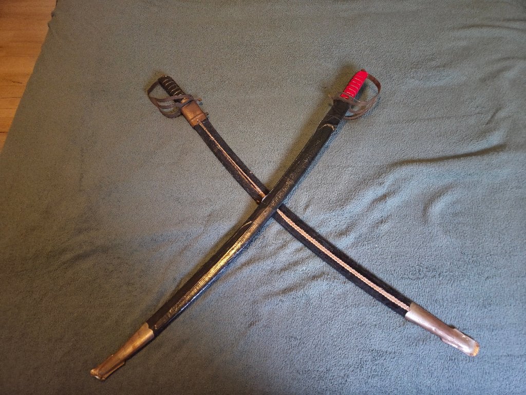 Decoratieve cavalerie sabels, Verzamelen, Militaria | Algemeen, Ophalen of Verzenden, Overige soorten, Nederland, Zwaard of Sabel