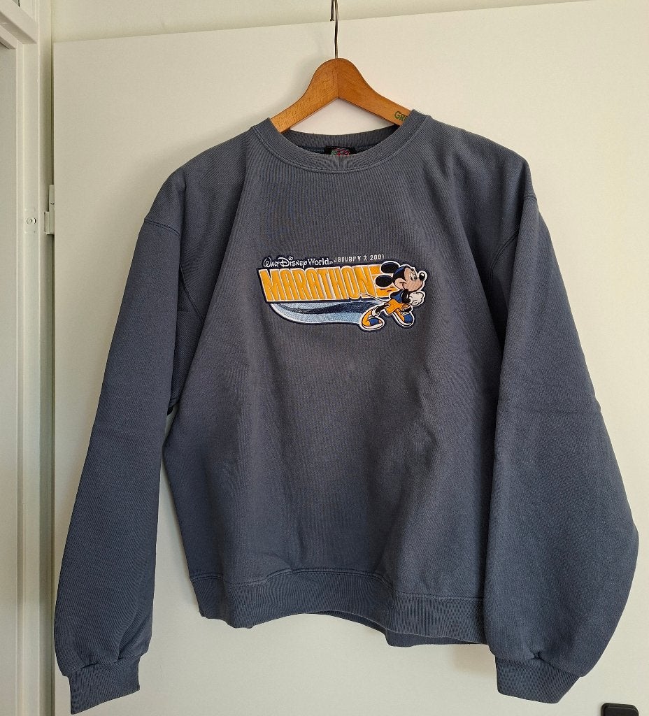 Zeldzaam Y2K Walt Disney World Marathon 2001 sweartshirt, Ophalen of Verzenden, Zo goed als nieuw, Maat 52/54 (L), Overige kleuren