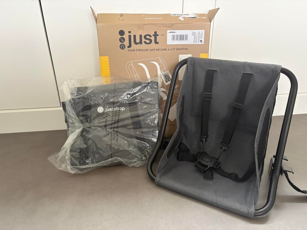 Justsit universeel stoeltje voor kinderwagen + justshop, Ophalen of Verzenden, Zo goed als nieuw, Overige merken
