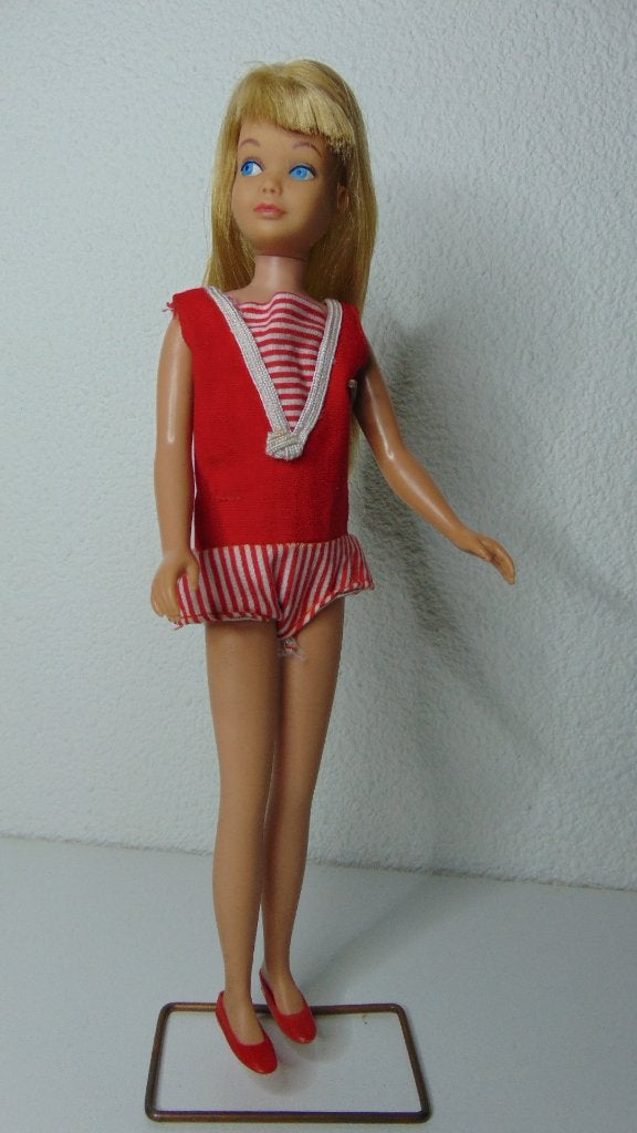 Zeer mooie Skipper met standaard en originele outfit Japan, Verzamelen, Ophalen of Verzenden, Gebruikt, Pop