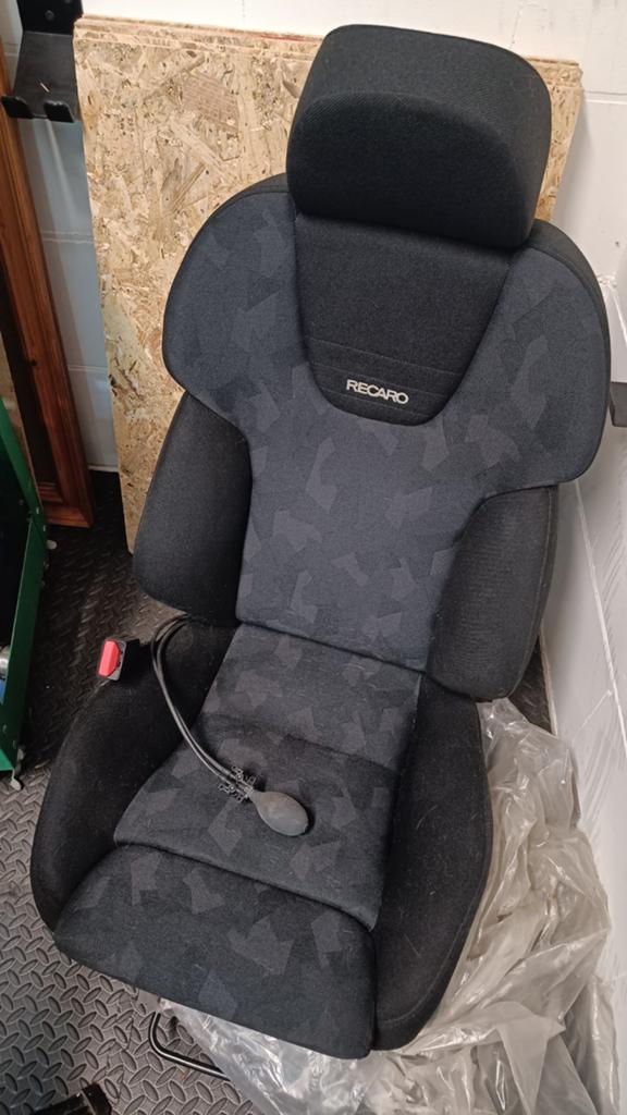 Recaro autostoel, met oppompbare lendensteun., Ophalen, Peugeot