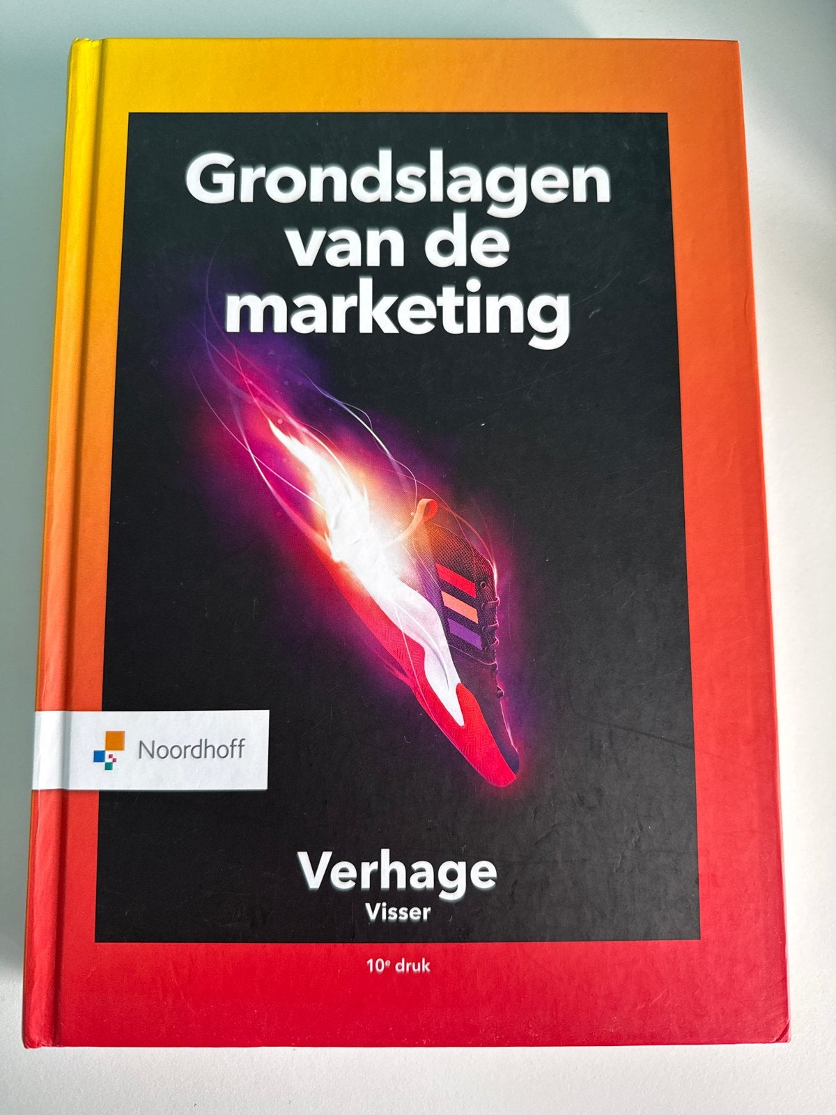 Grondslagen van de marketing - 10e druk, Ophalen of Verzenden, Gamma, Zo goed als nieuw, HBO