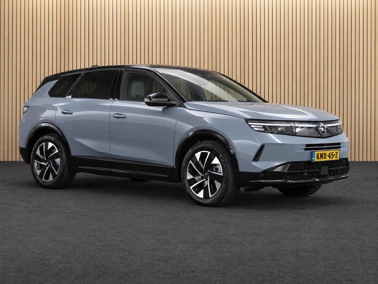 Opel Grandland 1.6 Turbo Plug-in-Hybrid Ultimate VOORRAAD KO, Auto's, Gebruikt, 194 pk, 4 cilinders, Bedrijf