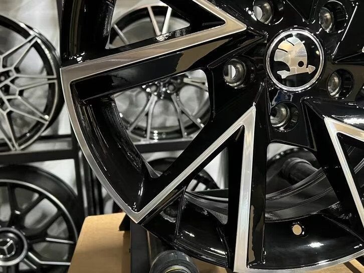 16" SKODA RS Look Sportvelgen SKODA OCTAVIA KODIAQ KAROQ VW, Auto-onderdelen, Banden en Velgen, Ophalen of Verzenden, Nieuw, 16 inch