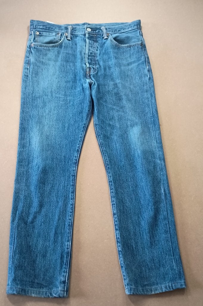 levi's 501, Blauw, W32 (confectie 46) of kleiner, Ophalen of Verzenden, Zo goed als nieuw