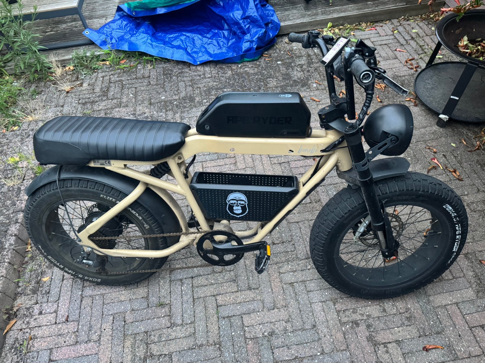Ape ryder fatbike zand kleur met lader, Gebruikt, 50 km per accu of meer, 55 tot 59 cm, Ophalen