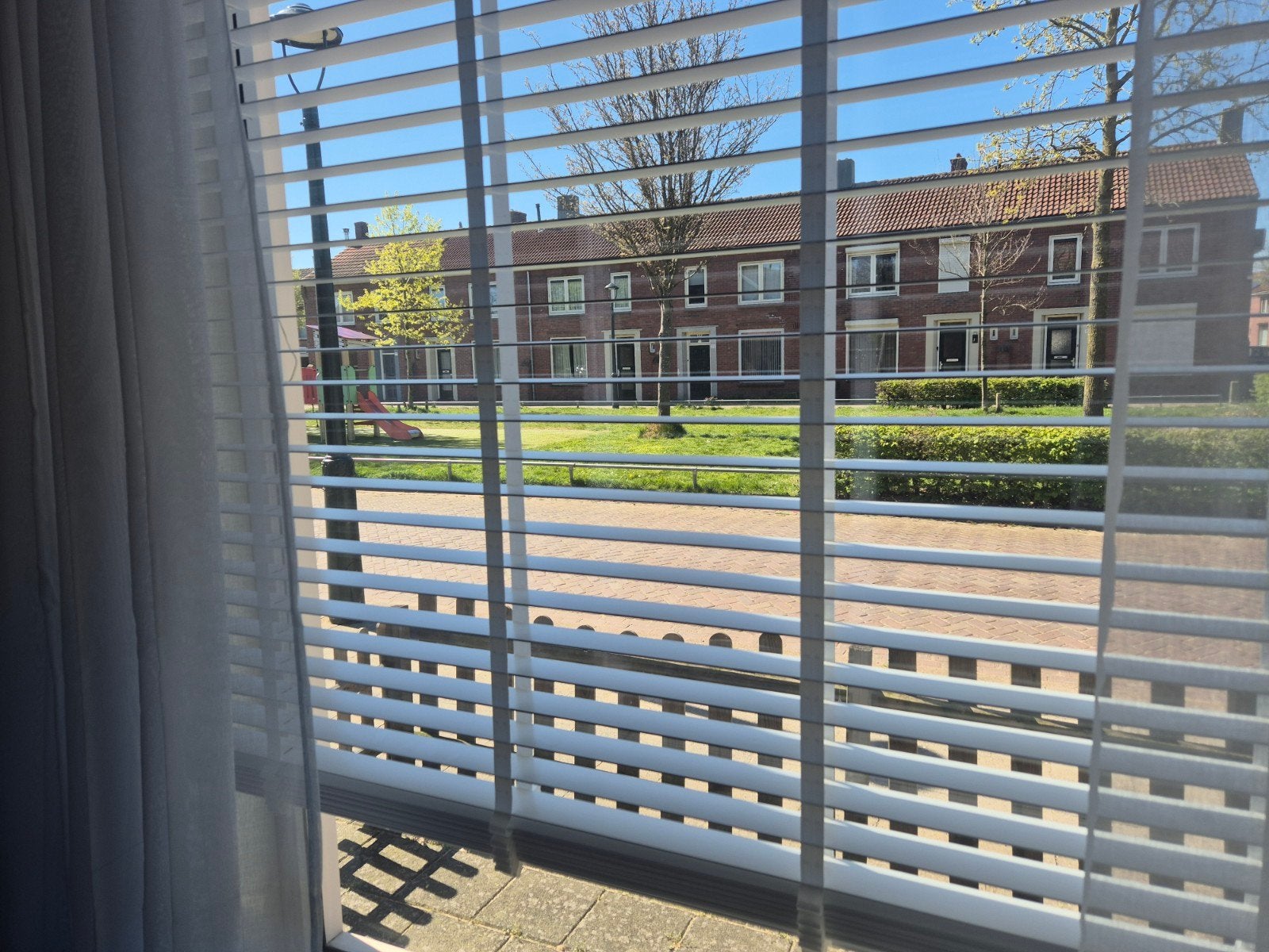 Jaloezieën houtlook Wit. B200XH210. Zo goed als nieuw, Ophalen, Jaloezie, 200 cm, Zo goed als nieuw