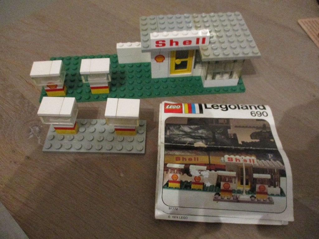 lego Set 690 Shell Station, Kinderen en Baby's, Speelgoed | Duplo en Lego, Ophalen of Verzenden, Gebruikt, Complete set, Lego