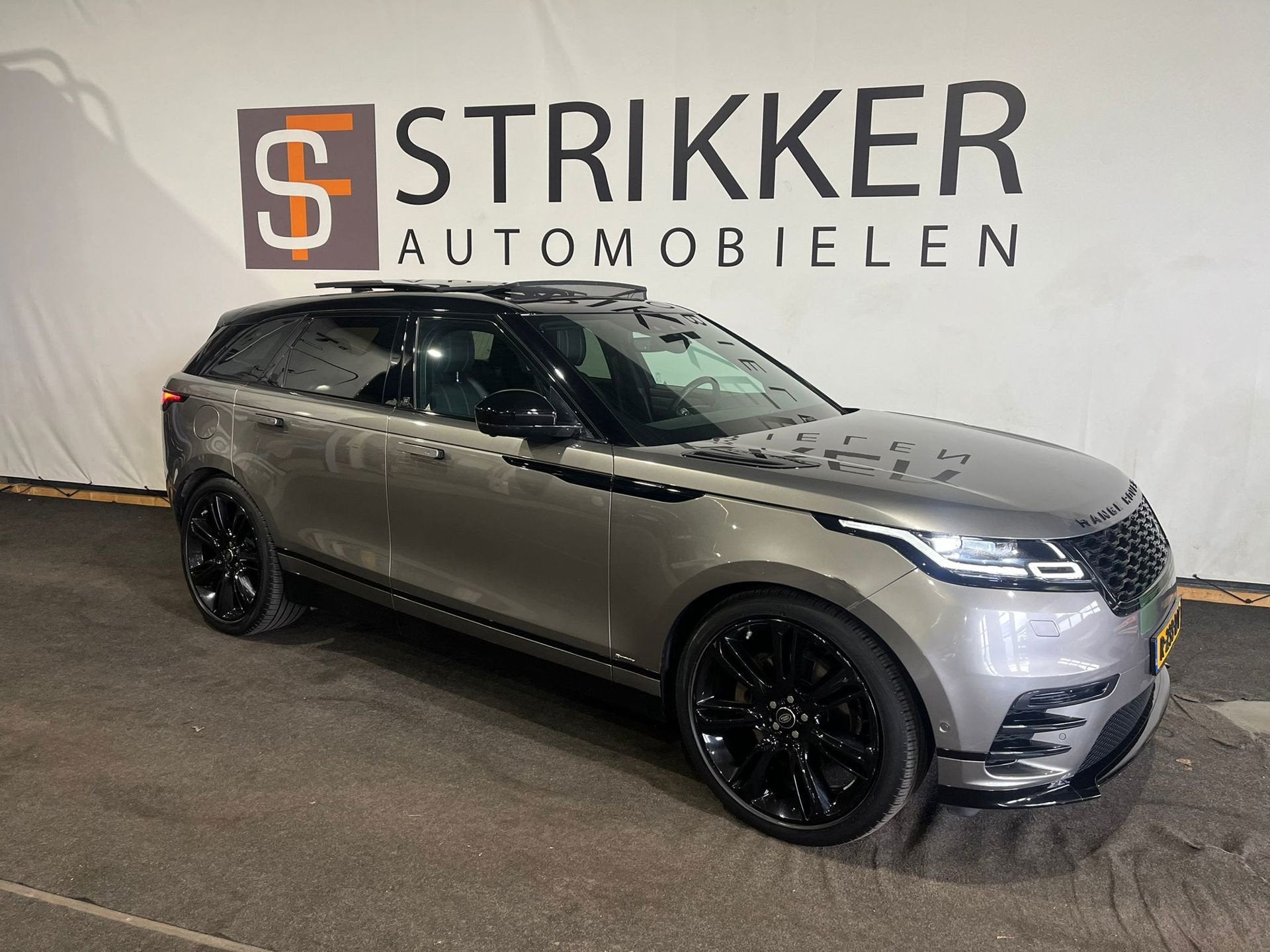 Land Rover Range Rover Velar 2.0 P300 Turbo AWD R-Dynamic HS, Auto's, Adaptive Cruise Control, Gebruikt, 4 cilinders, Range Rover Velar