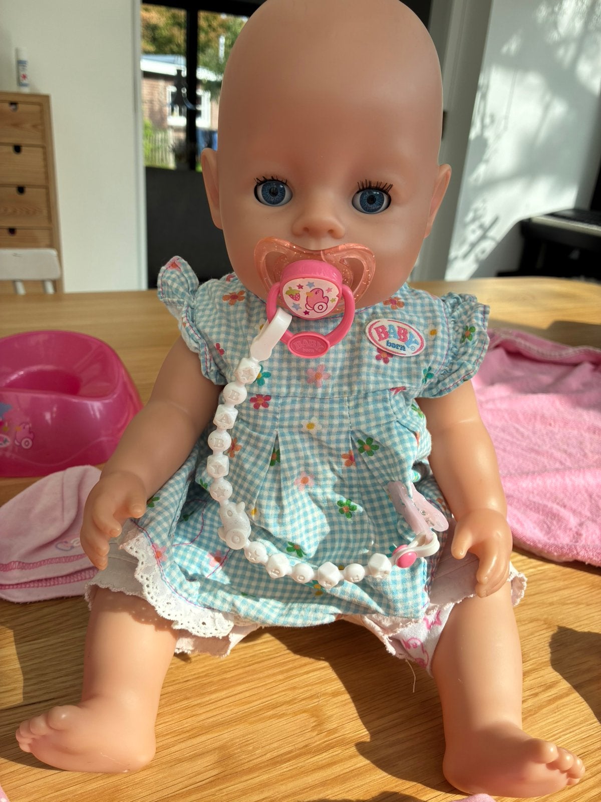 Baby Born plus van alles!, Ophalen, Gebruikt, Babypop