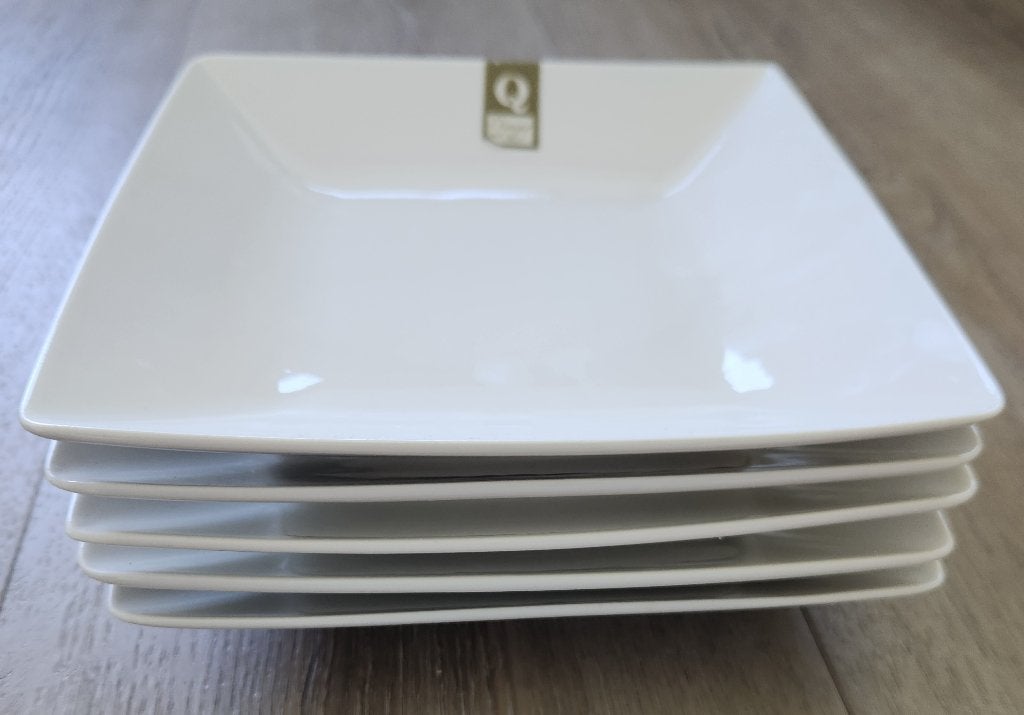 Set van 5 servies borden – Qdesign, Overige materialen, Ophalen of Verzenden, Zo goed als nieuw, Bord(en)