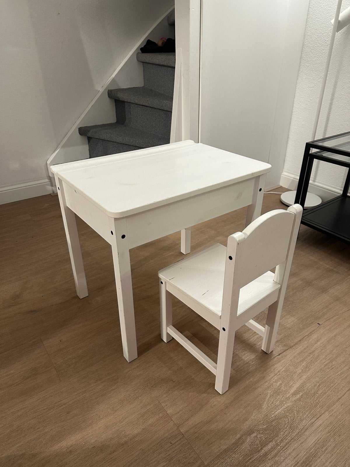 Ikea Sundvik kinderbureau met stoel en opbergruimte, Ophalen, Gebruikt, Tafel(s) en Stoel(en)