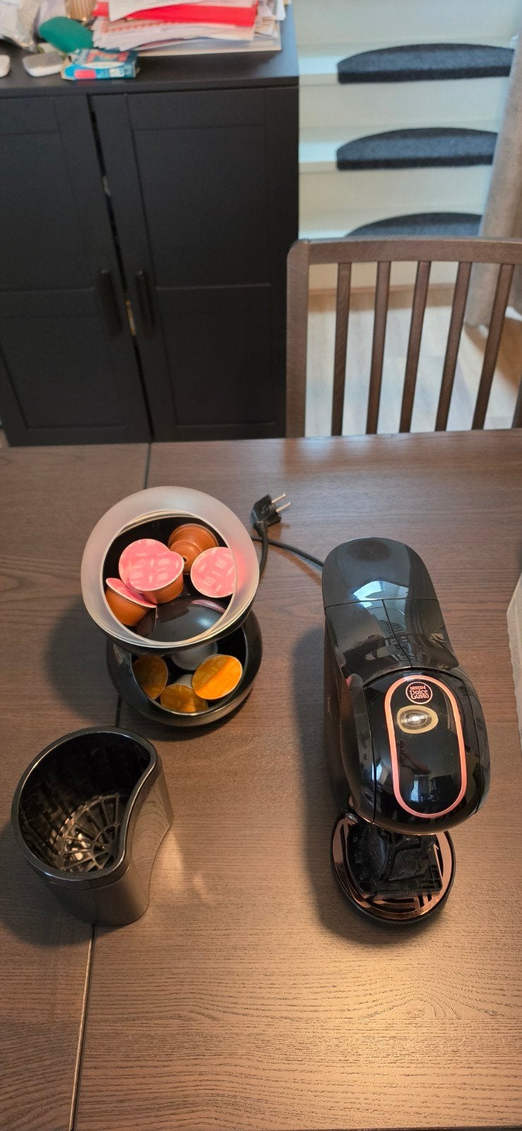 Nescafé Dolce Gusto met cups krups genio S Touch, Ophalen, Koffiepads en cups, Koffiemachine, Zo goed als nieuw