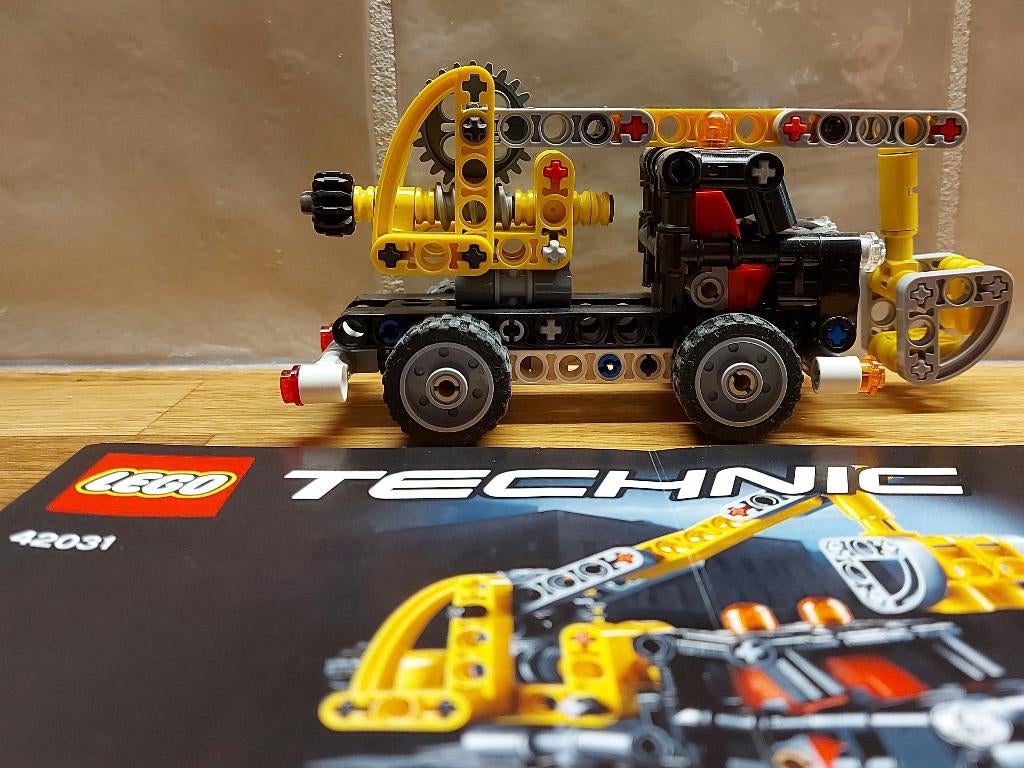 Lego technic 42031 gele hoogwerker, Gebruikt, Lego, Compleet, Ophalen of Verzenden