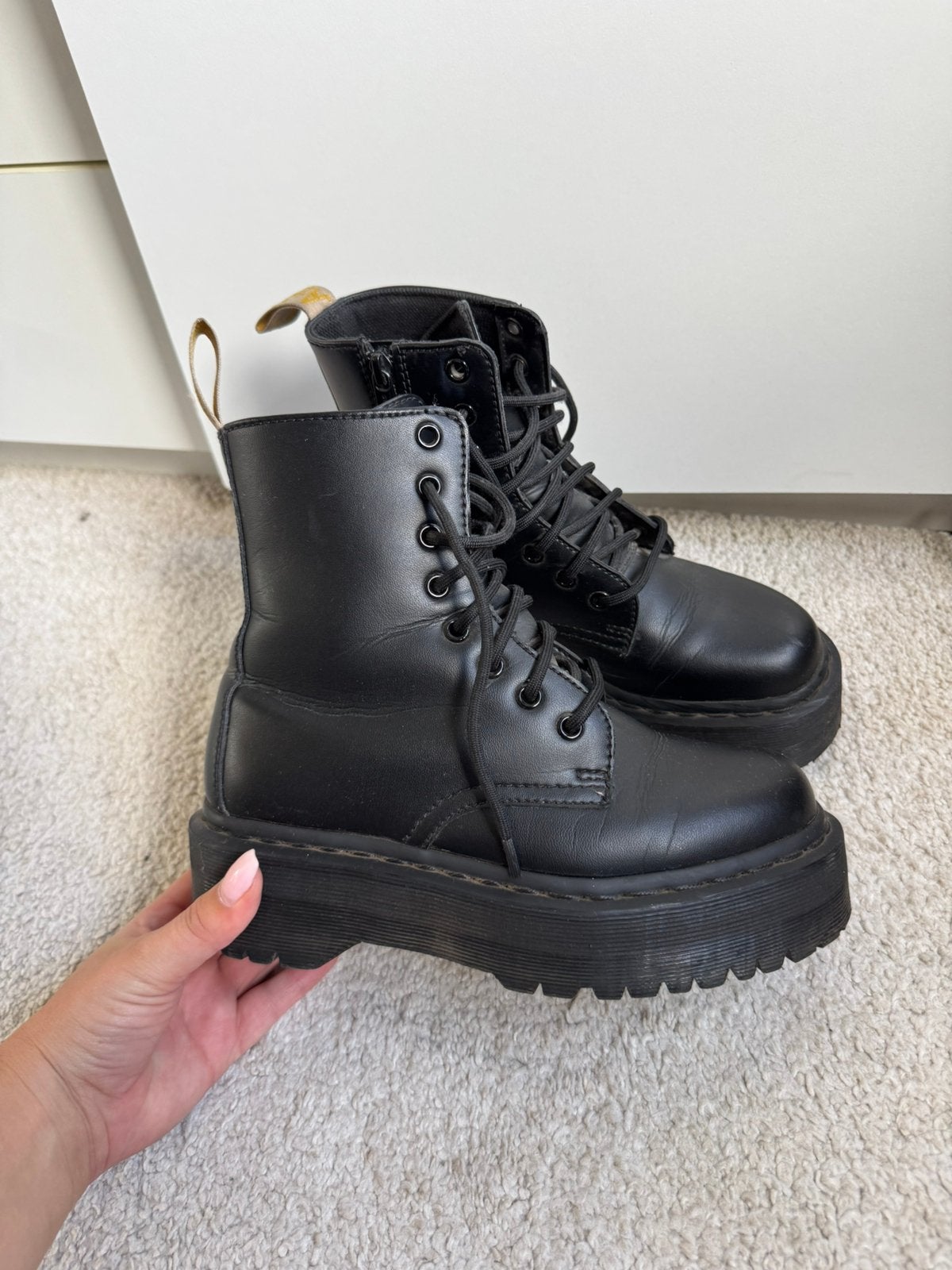 Dr Martens platform zwart - maat 37, Ophalen of Verzenden, Zo goed als nieuw, Zwart