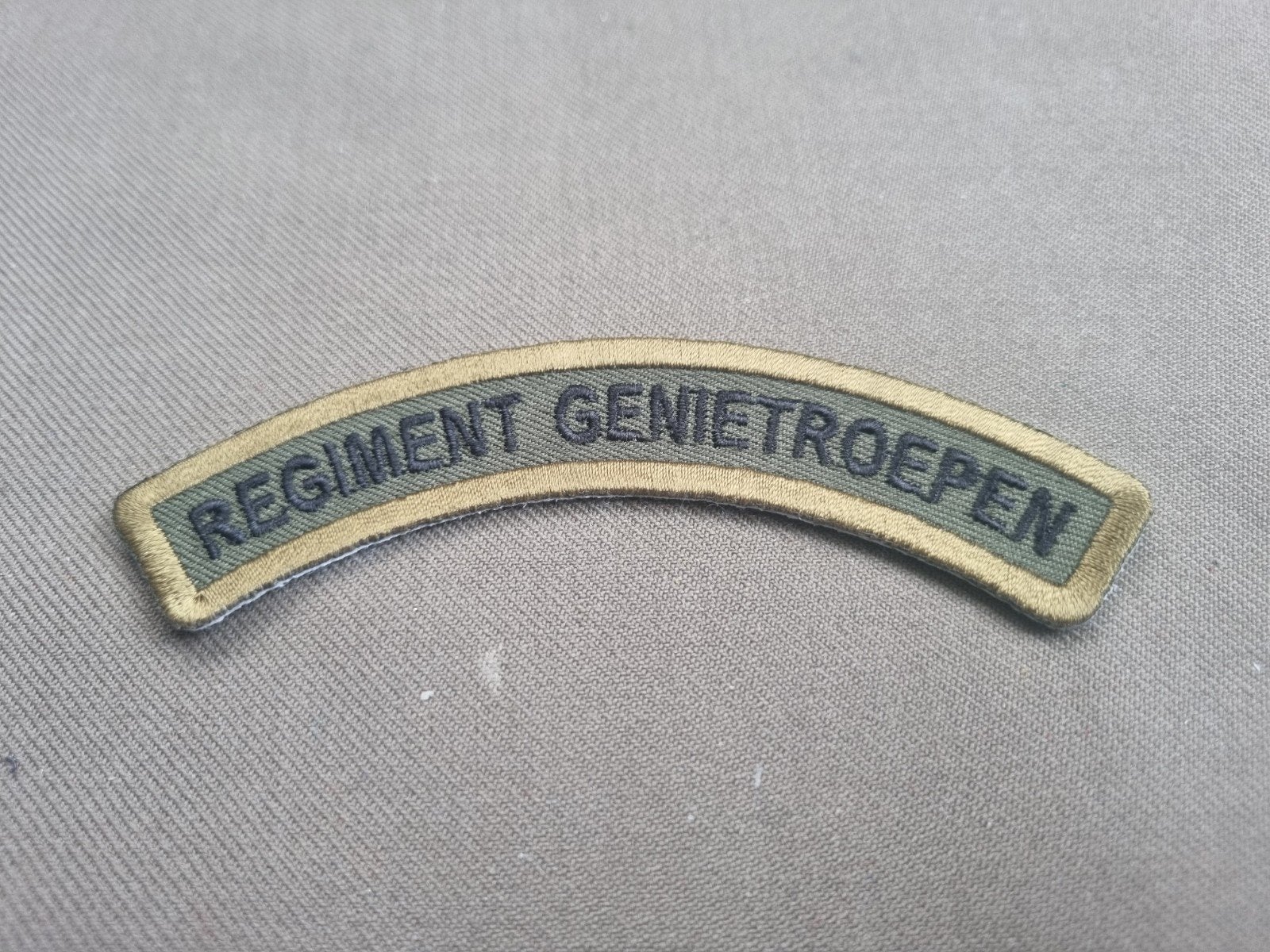 straatnaam Gvt Regiment Genietroepen, Verzamelen, Ophalen of Verzenden, Landmacht, Nederland, Embleem of Badge
