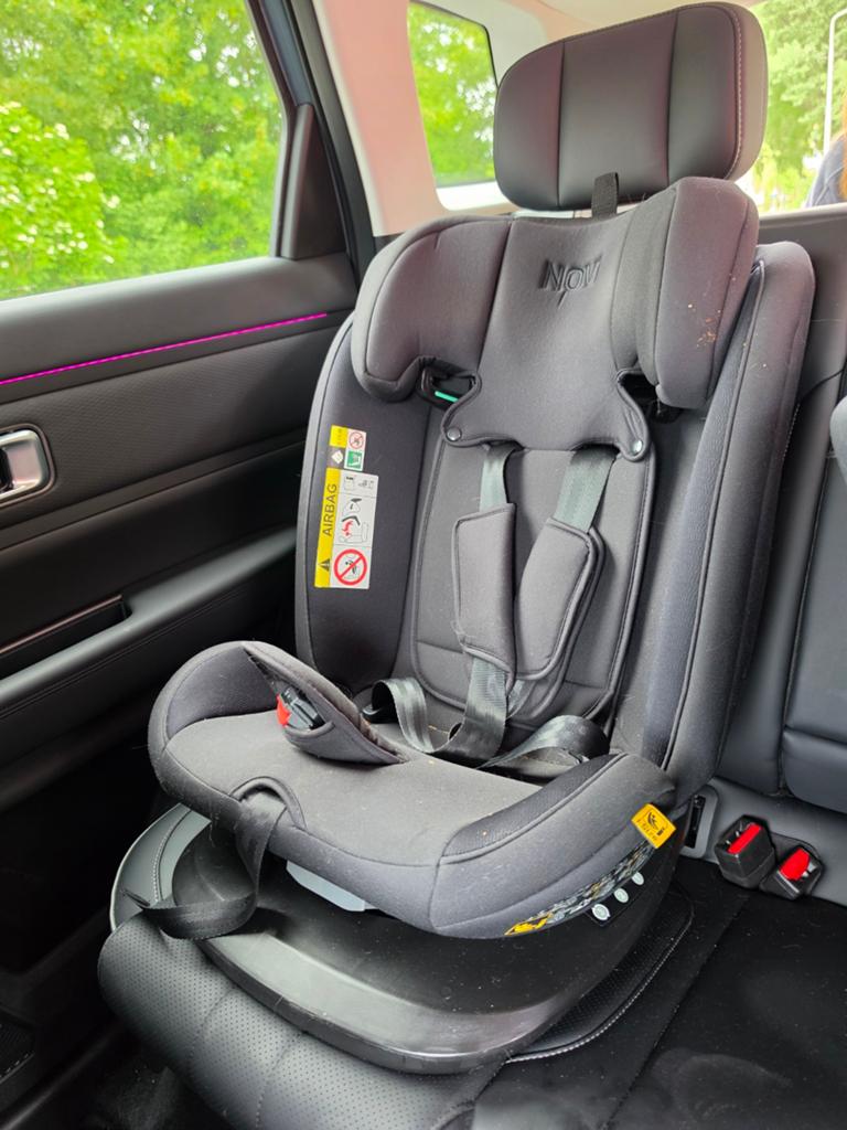 Novi Baby Goliath Go ISIZE met isofix., Kinderen en Baby's, Autostoeltjes, Verstelbare rugleuning, 15 t/m 36 kg, Zo goed als nieuw