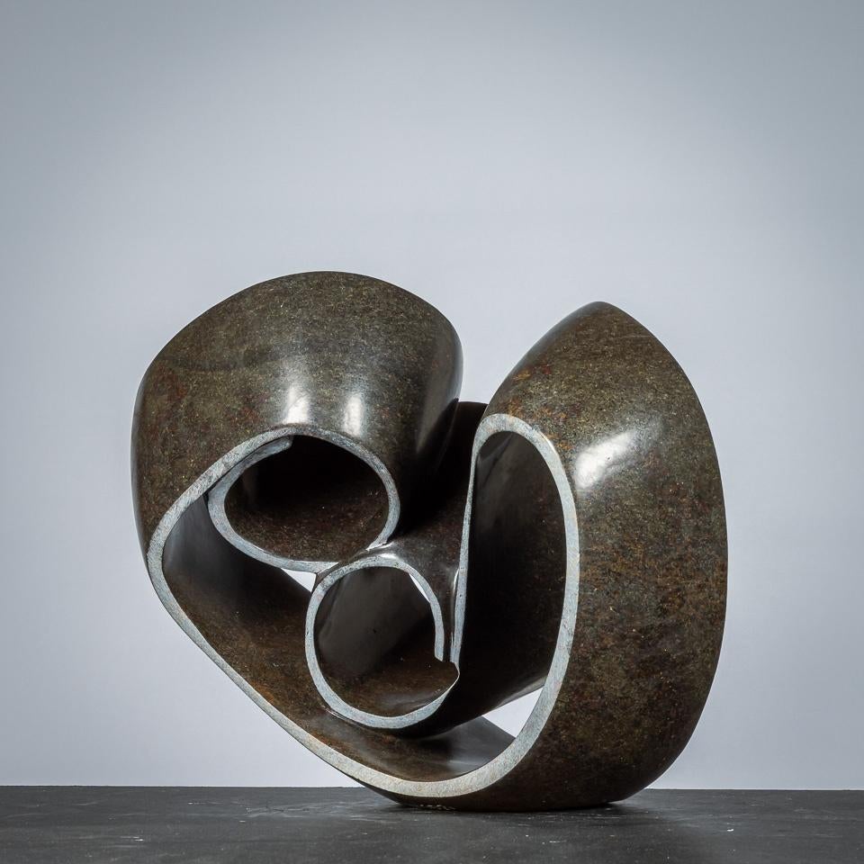 Beeld; Loving heart, Antiek en Kunst, Kunst | Beelden en Houtsnijwerken, Ophalen of Verzenden