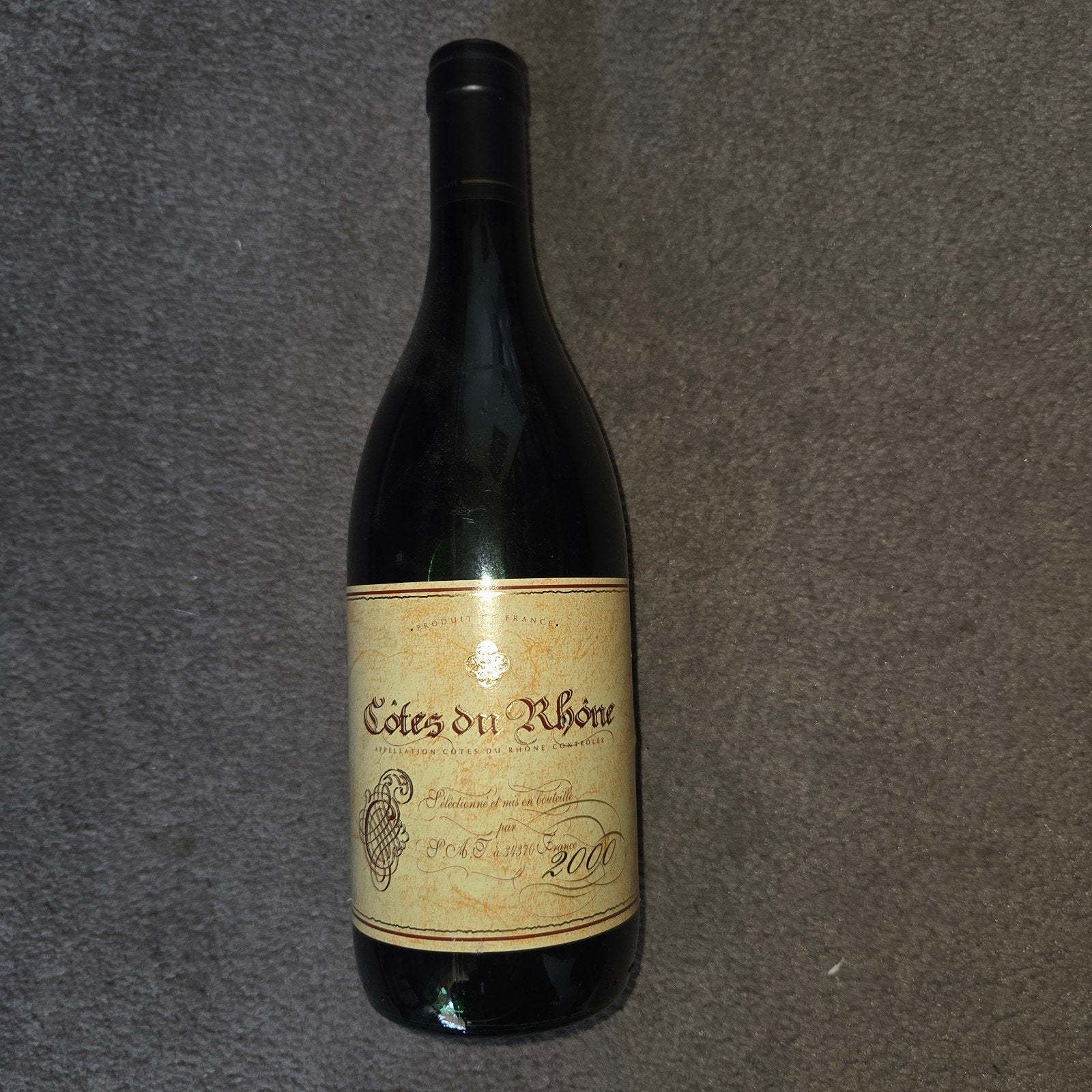 Côtes du Rhône Rode Wijn 2000, Verzamelen, Wijnen, Ophalen of Verzenden, Gebruikt, Frankrijk, Rode wijn