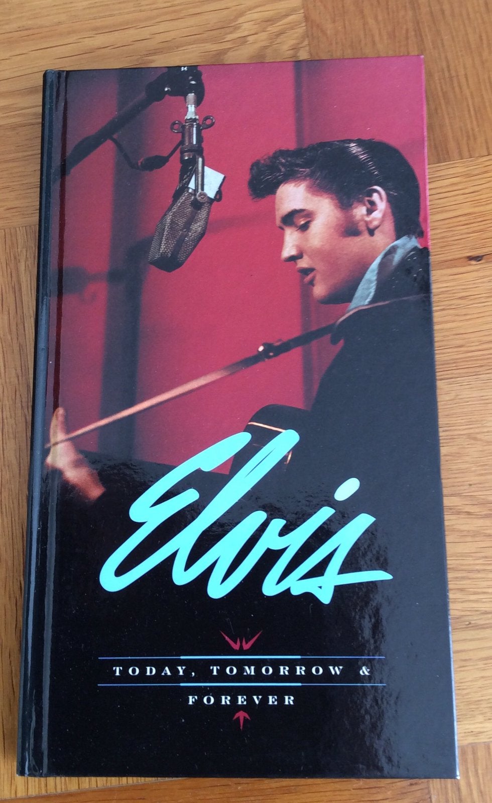 Elvis, today, tomorrow & forever. 4 cd box met booklet., Ophalen of Verzenden, Zo goed als nieuw