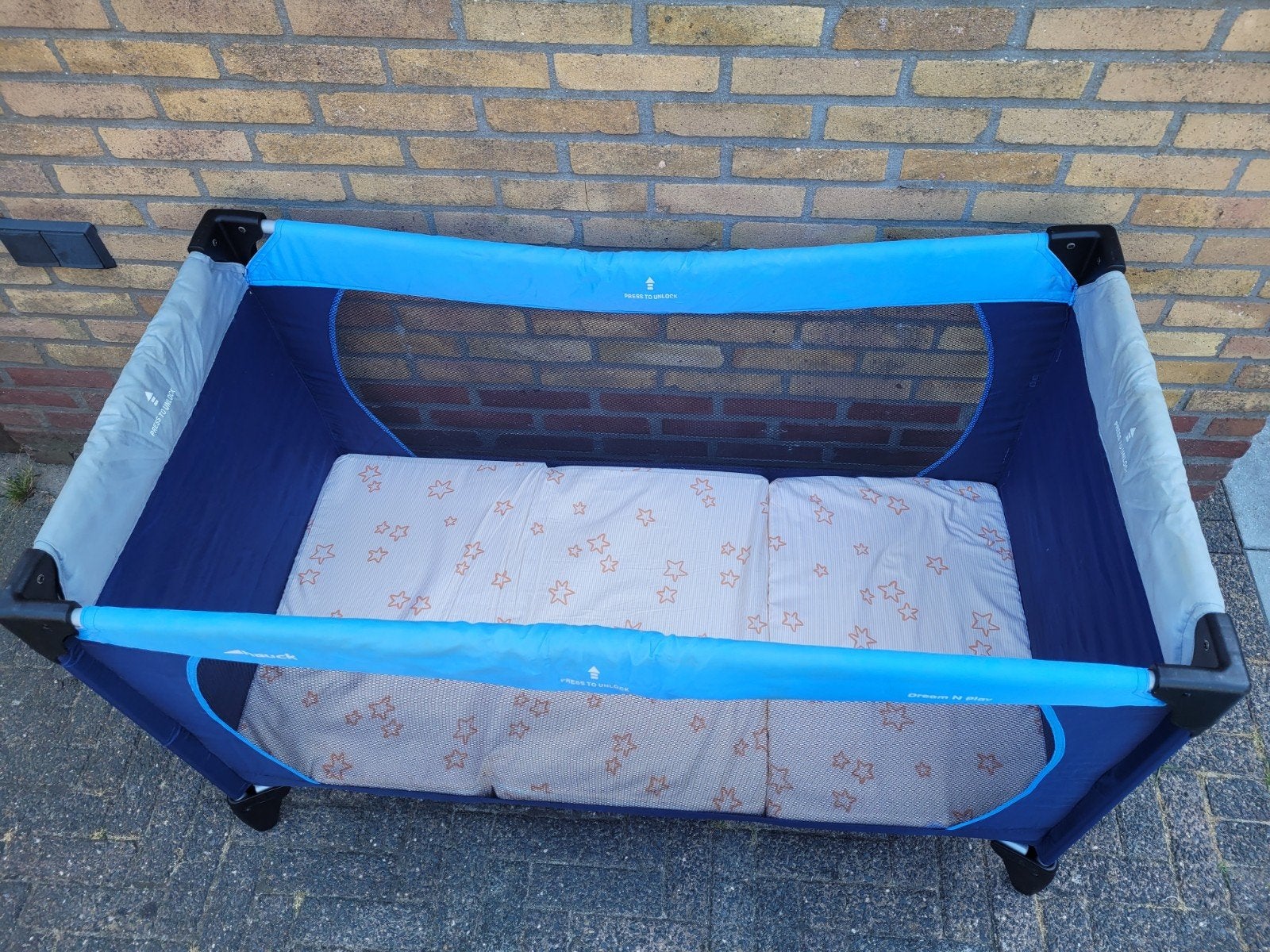 Reisbedje met matras, Ophalen, Gebruikt, Reisbedje