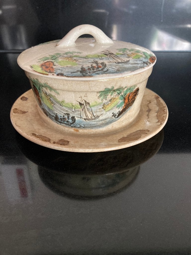 Delft Faience Petit Feu 1725 -1770 | Botervloot rood gemerkt, Ophalen of Verzenden
