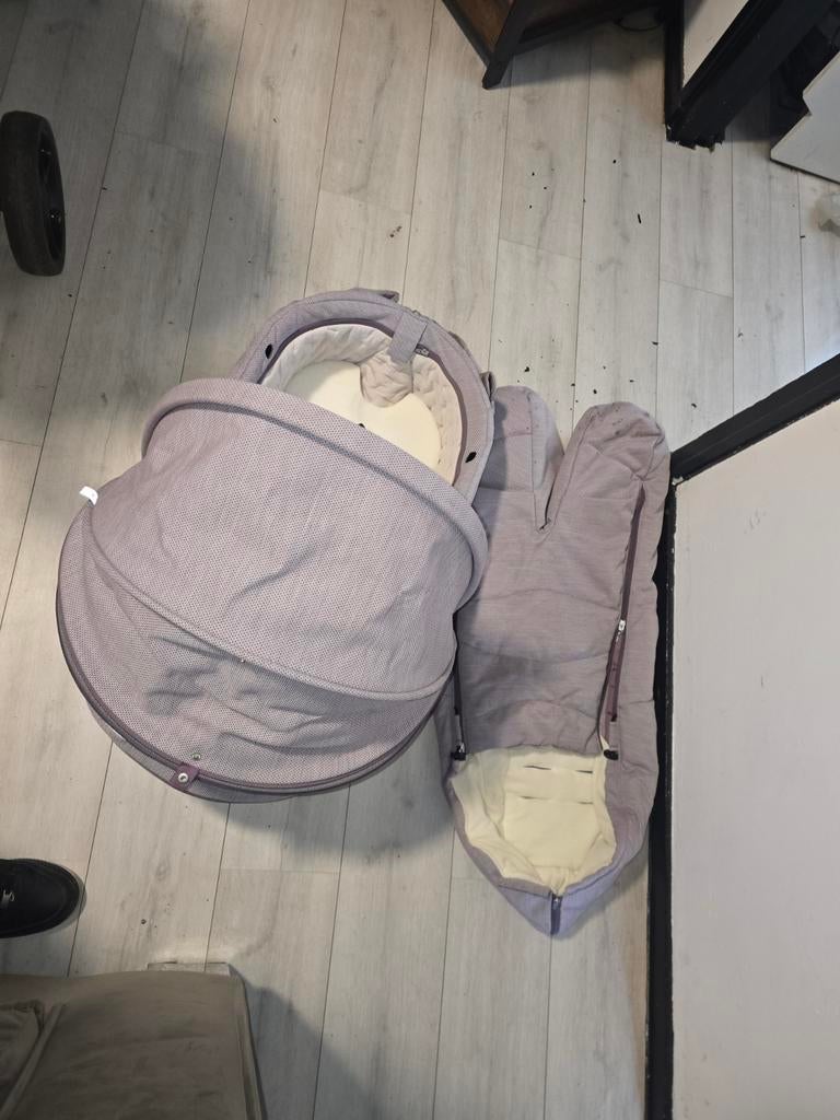 Stokke Kinderwagen Limited Edition Compleet, Ophalen of Verzenden, Zo goed als nieuw, Verstelbare duwstang, Kinderwagen