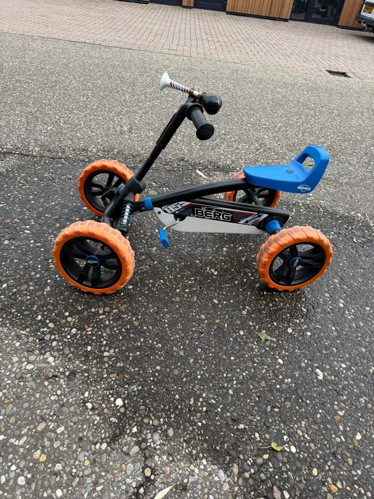 Berg buzzy nitro skelter blauw, Kinderen en Baby's, Ophalen, Zo goed als nieuw, Berg