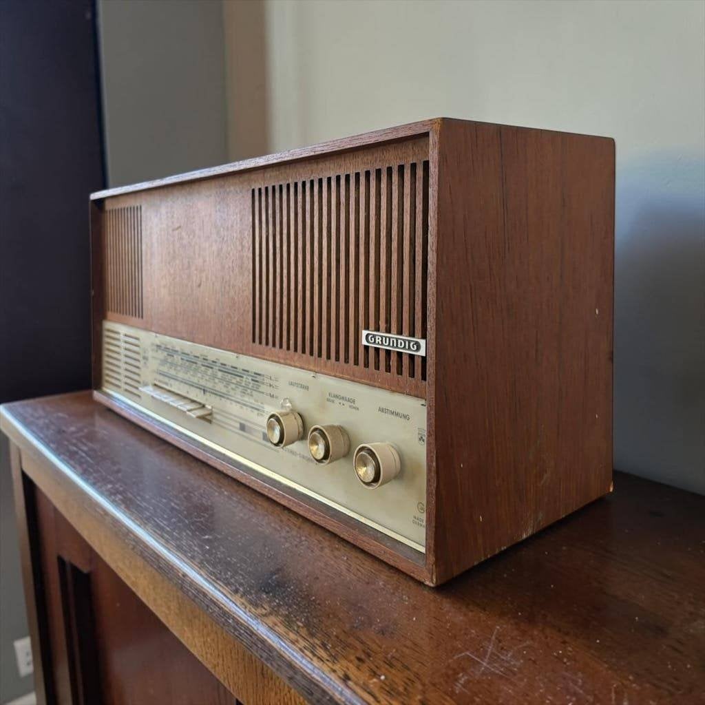 Vintage houten radio GRUNDIG 4070M Stereo, Ophalen