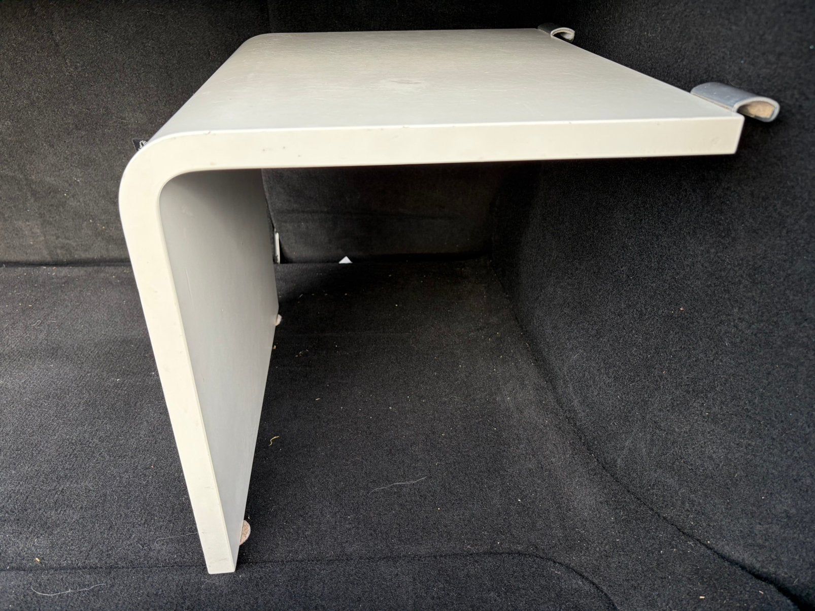 Auping Auronde bijzettafel tafeltje nachtkastje. wit, Ophalen, Minder dan 45 cm, Zo goed als nieuw, Minder dan 55 cm