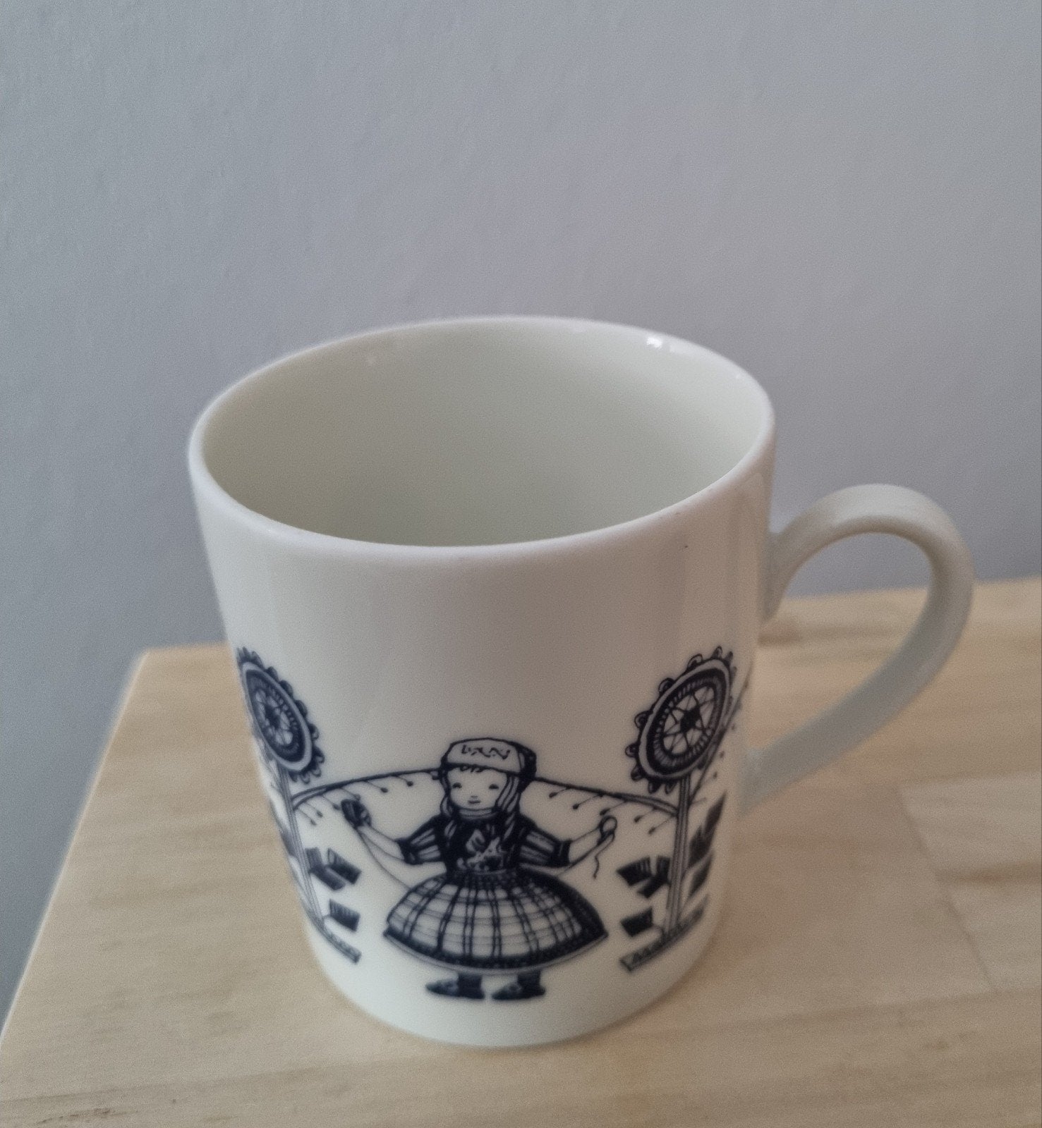 Vintage Seltmann Weiden Bavaria Klederdracht Kopje, Ophalen of Verzenden
