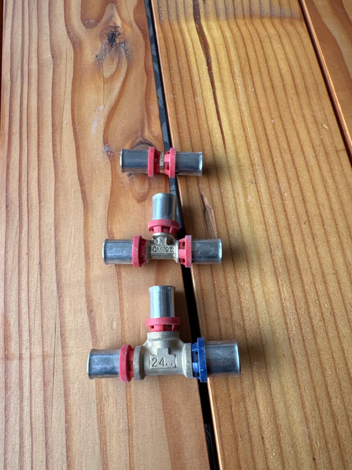 Bonfix knelkoppeling rood 16mm, blauw 20mm, Overige materialen, Minder dan 20 mm, Overige typen, Nieuw