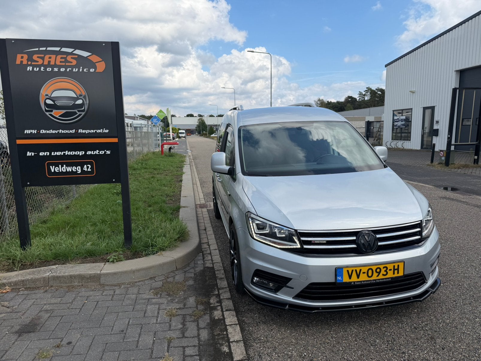 VW Caddy 2.0 TDI 150pk DSG euro 6 4Motion , xenon navi, Auto's, Automaat, Euro 6, 4 cilinders, Volkswagen
