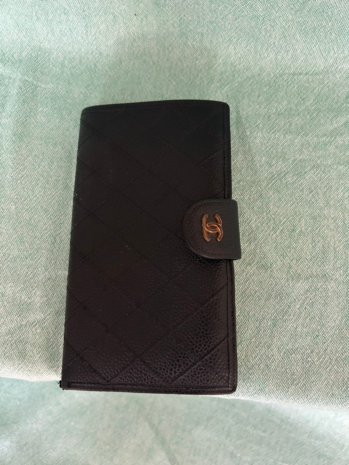 Portomonee van Chanel  Frankrijk zgan zwart leer, Sieraden, Tassen en Uiterlijk, Portemonnees, Ophalen of Verzenden, Zo goed als nieuw