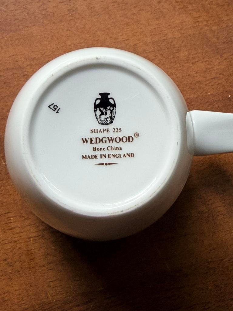 Wedgwood SOLAR beker, Huis en Inrichting, Keuken | Servies, Ophalen of Verzenden, Zo goed als nieuw, Wedgwood, Kop(pen) en/of Schotel(s)