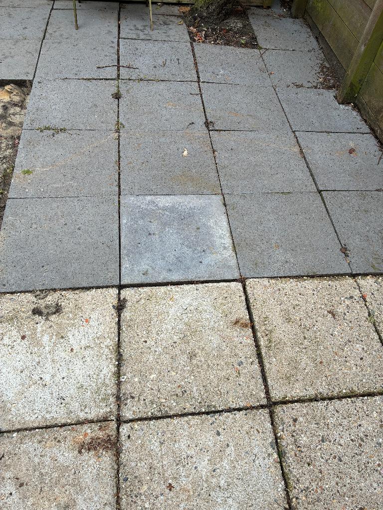 Gratis 50cmx50cm tuintegels 50 stuks, Ophalen, Gebruikt, 10 m² of meer, Beton