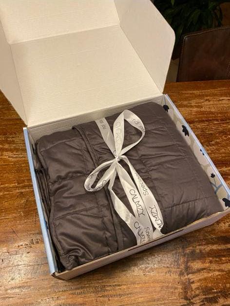 Calmzy verzwaringsdeken 7kg, Huis en Inrichting, Ophalen, Tweepersoons, Grijs, Deken of Dekbed