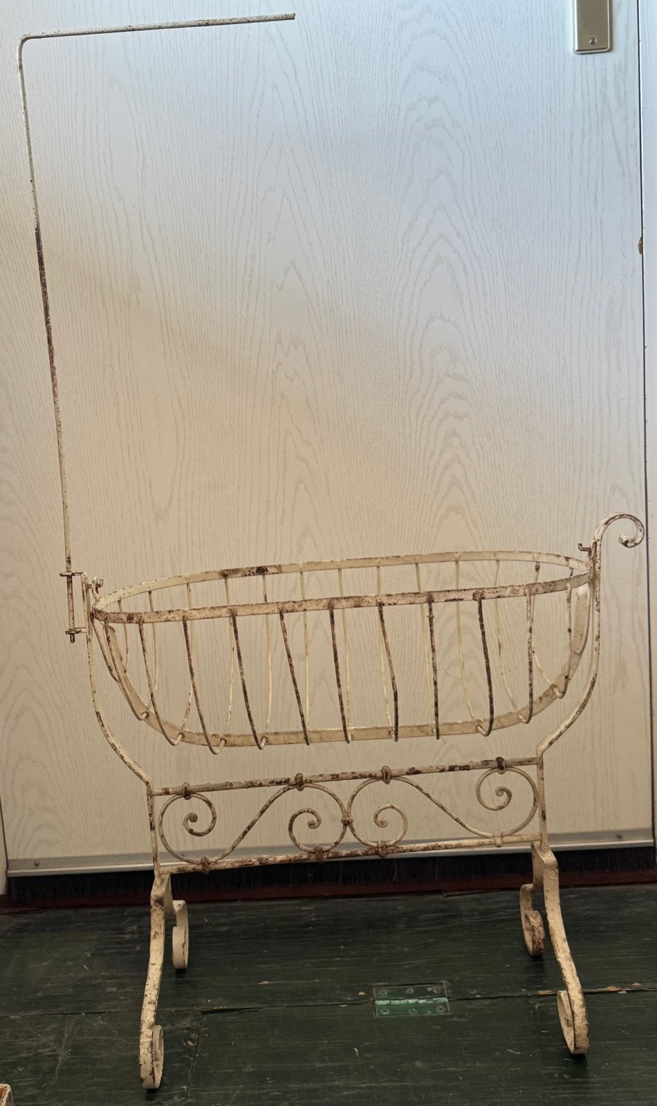 Wieg, schommelwieg pop, beer., Antiek en Kunst, Ophalen