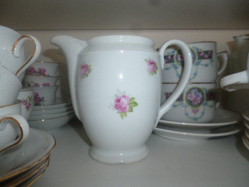 Melkkannetje Bavaria W met een wat groter roze roosje, Ophalen of Verzenden