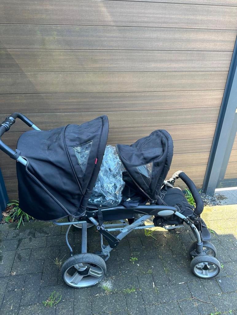 Tandem Kees Luxe Stitch Black kinderwagen, Kinderen en Baby's, Tweelingen en Meerlingen, Ophalen, Zo goed als nieuw, Kinderwagen of Buggy