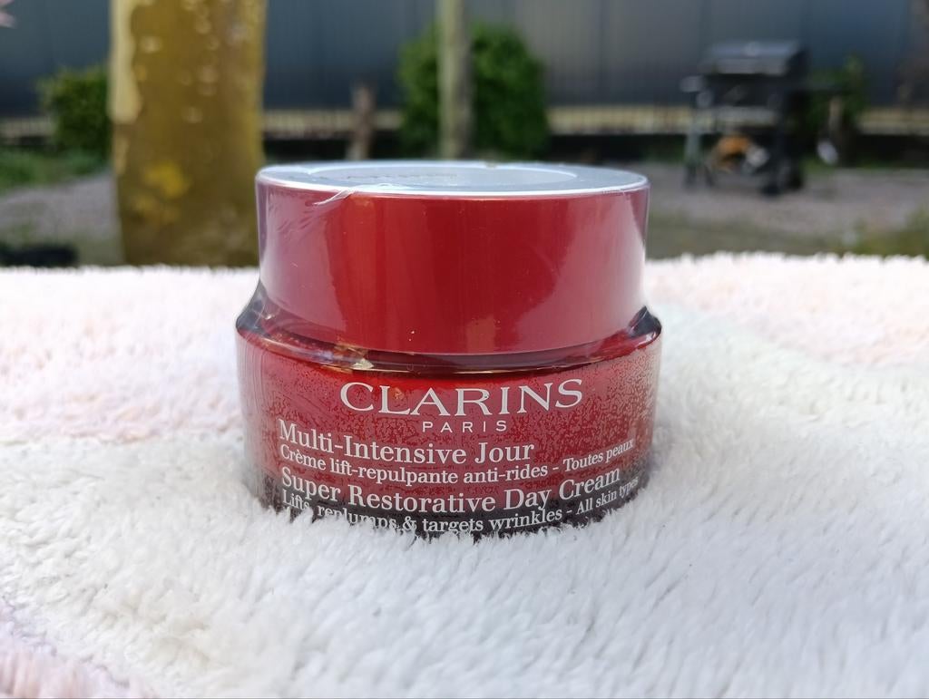 Clarins Multi-Intensive Jour Dagcrème - Nieuw, Ophalen of Verzenden, Nieuw, Gehele gezicht, Verzorging