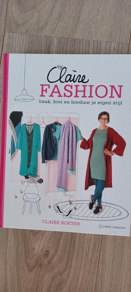 Haakboek  Claire Boeter, Ophalen of Verzenden, Zo goed als nieuw, Patroon