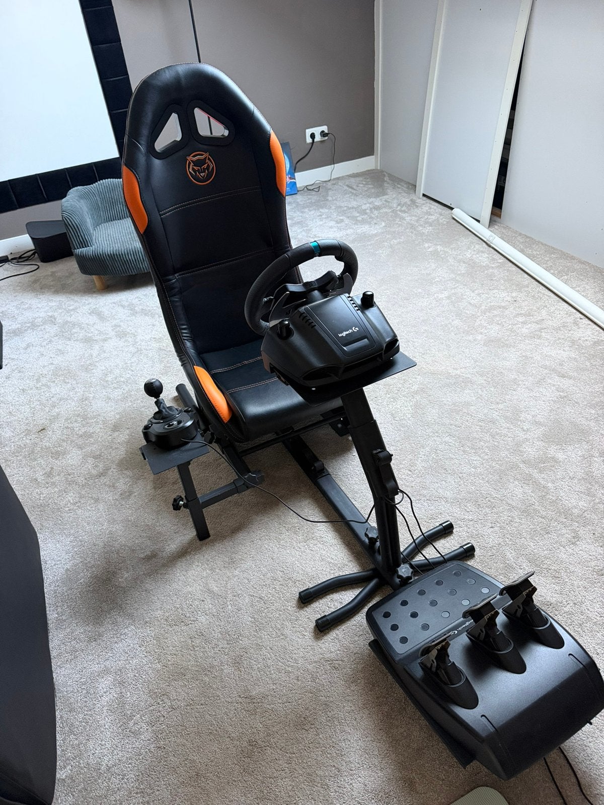Sim set Logitech G29 + pedalen + shifter + Qware racestoel, Ophalen, Zo goed als nieuw